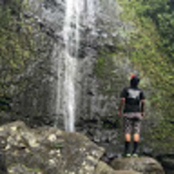 Meet your Posher, Franco - Picture 1 of 1